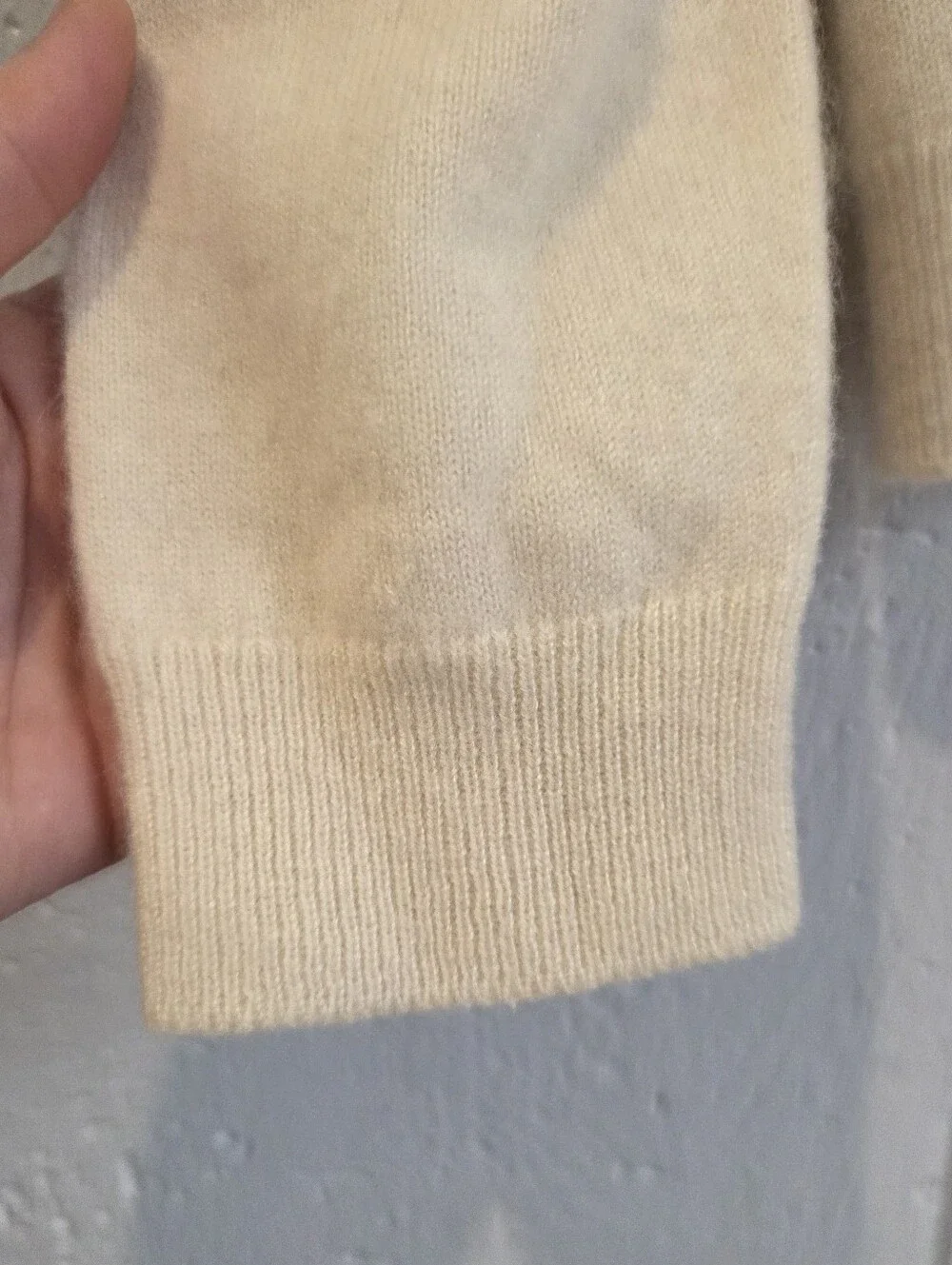 Brooks Brothers Italian Cashmere Cream Turtleneck Sweater